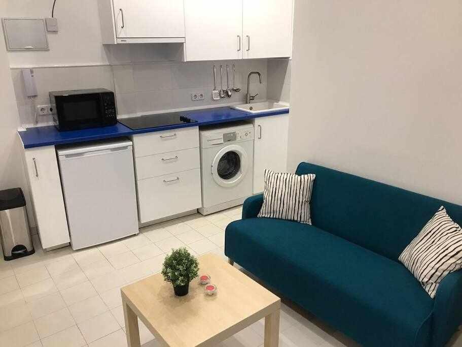 Un Genial Estudio En El Barrio Las Cortes Μαδρίτη Εξωτερικό φωτογραφία