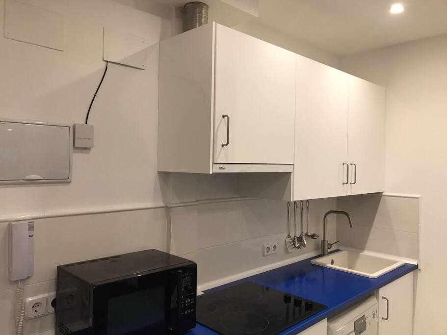 Un Genial Estudio En El Barrio Las Cortes Μαδρίτη Εξωτερικό φωτογραφία