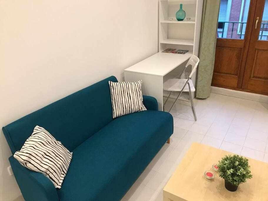 Un Genial Estudio En El Barrio Las Cortes Μαδρίτη Εξωτερικό φωτογραφία