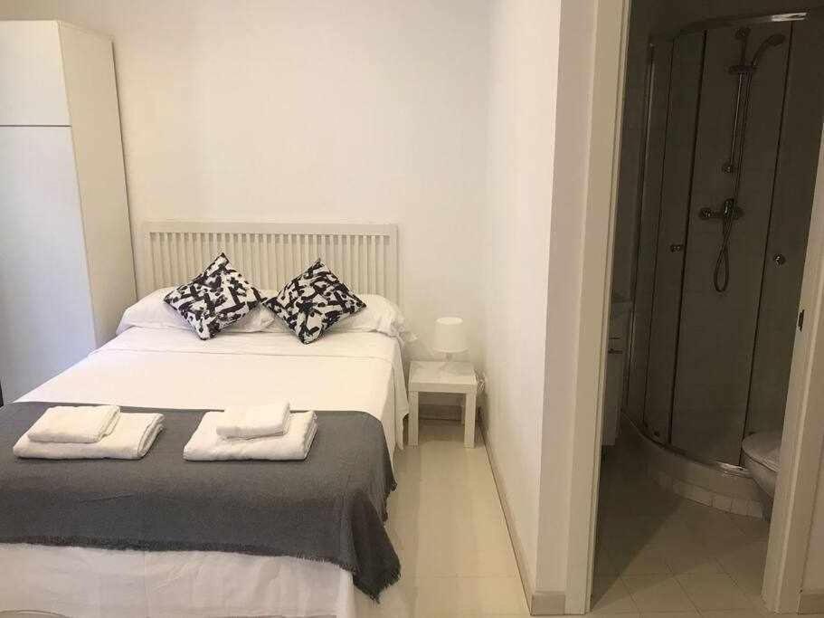 Un Genial Estudio En El Barrio Las Cortes Μαδρίτη Εξωτερικό φωτογραφία