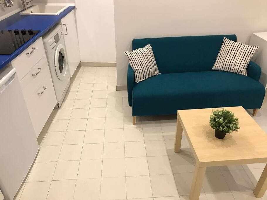 Un Genial Estudio En El Barrio Las Cortes Μαδρίτη Εξωτερικό φωτογραφία